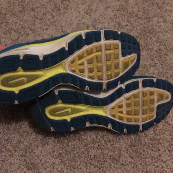 Nike Dual Fusion Run Gym Shoes - Picture 6 of 6